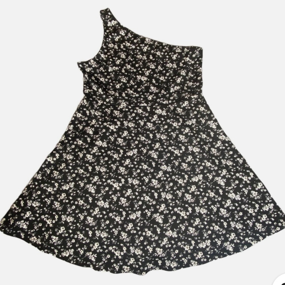 SO One shoulder Little Black dress with white & grey mini flowers, Sz L